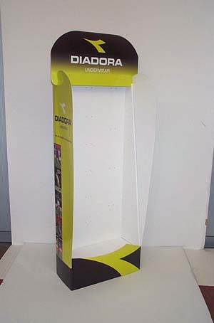 espositore cartone intimo diadora
