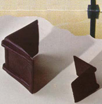 angolari in plastica